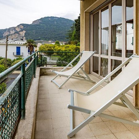 Casa Romeo Appartamento Con Posto Auto Finale Ligure Bagian luar foto