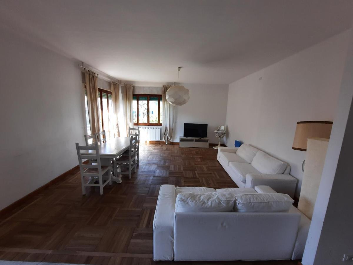 Casa Romeo Appartamento Con Posto Auto Finale Ligure Bagian luar foto
