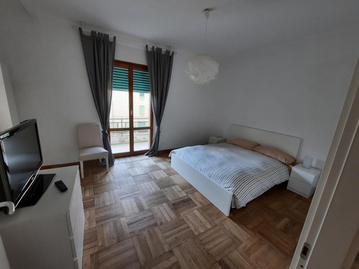 Casa Romeo Appartamento Con Posto Auto Finale Ligure Bagian luar foto
