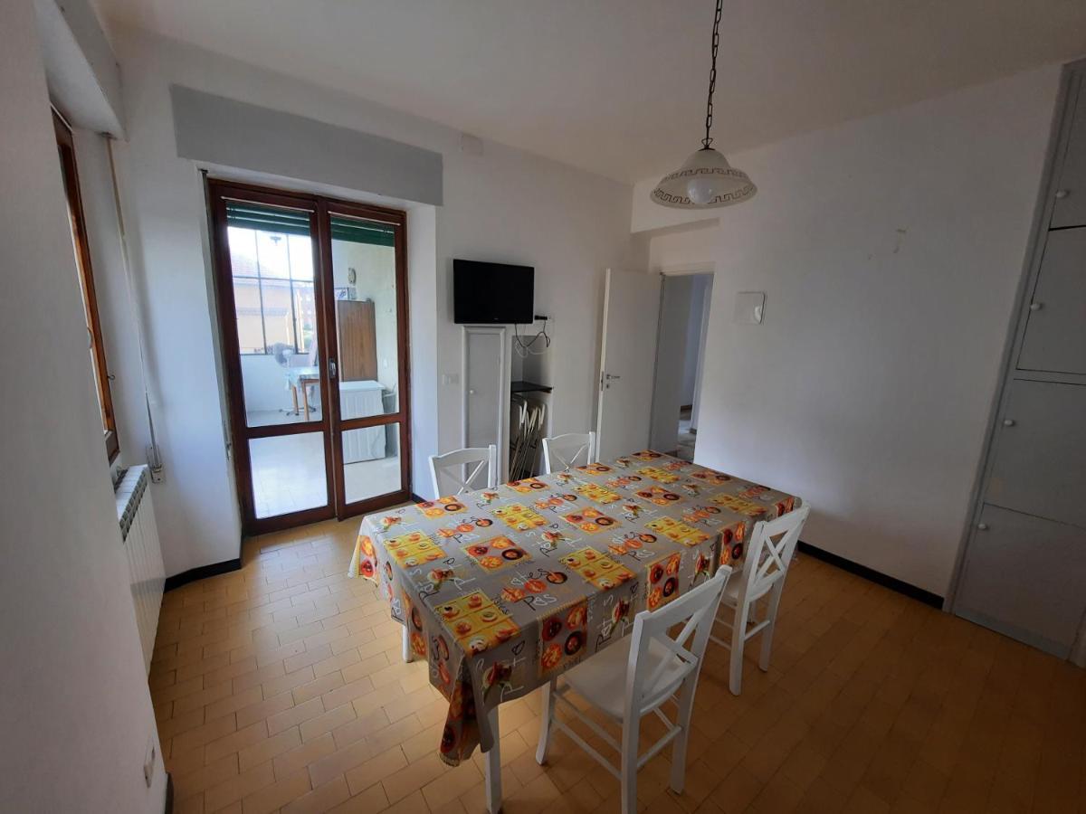 Casa Romeo Appartamento Con Posto Auto Finale Ligure Bagian luar foto