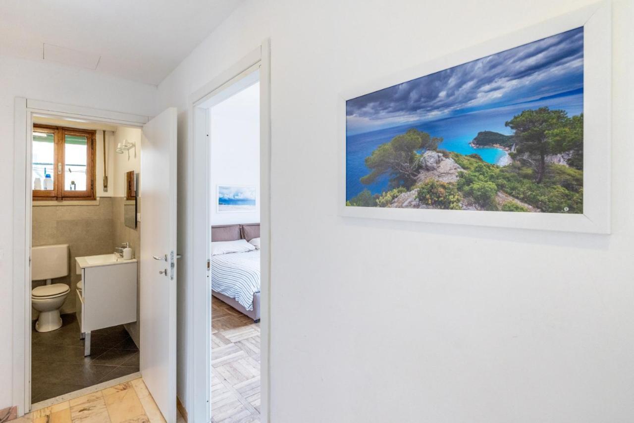 Casa Romeo Appartamento Con Posto Auto Finale Ligure Bagian luar foto